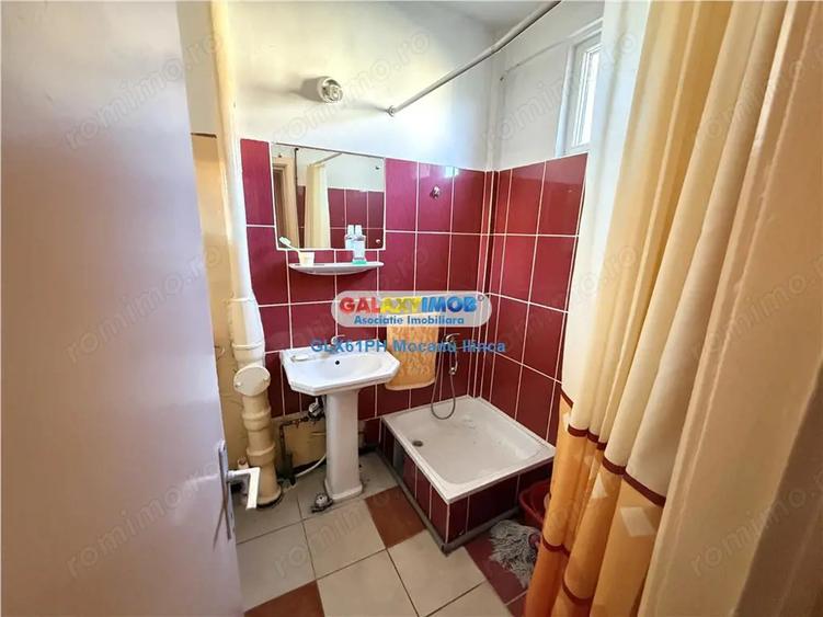 Apartament cu 2 camere decomandat, mobilat în Ultracentral