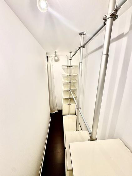 Apartament cu 2 camere decomandat, mobilat în Vitan Mall