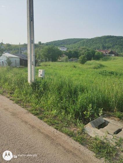 Teren de 4200 mp, în Aghireșu
