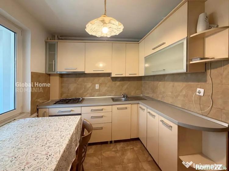 Apartament cu 3 camere decomandat în Magheru