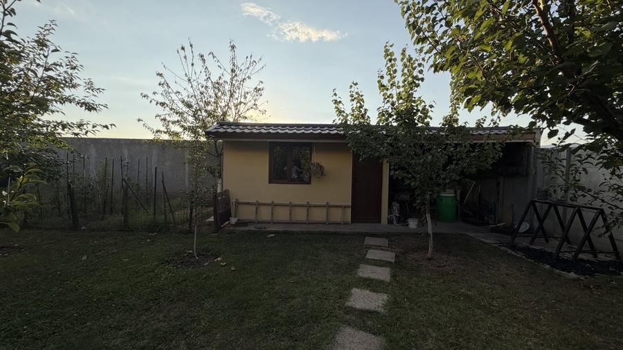 Casă individuală cu 7 camere cu Canalizare în Ciorogârla