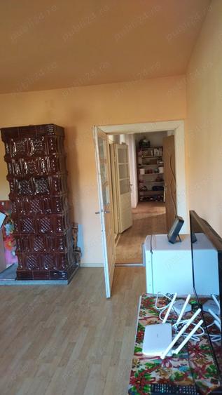 Casă cu 5 camere cu Teren 500 Mp în Almașu Sec