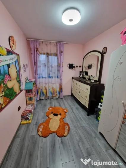 Casă cu 7 camere în Central