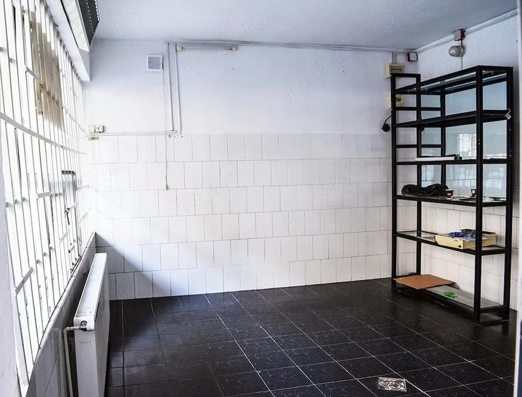 Spațiu comercial, de 25 mp, în Central