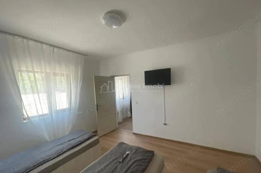 Apartament cu 3 camere decomandat în Iosia