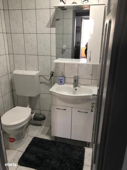Apartament cu 3 camere în 7 Noiembrie