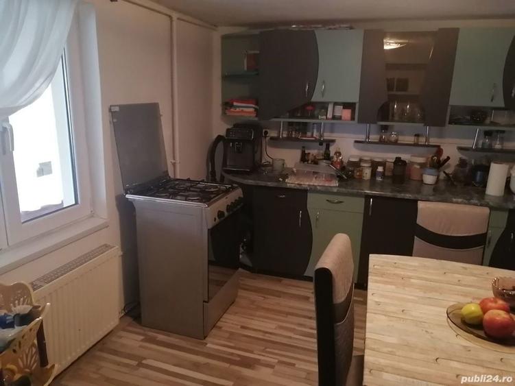 Casă cu 5 camere cu Teren 1180 Mp în Mehala