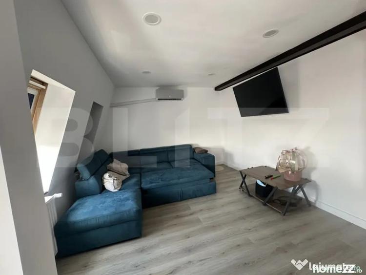 Apartament cu 4 camere decomandat în Cloșca