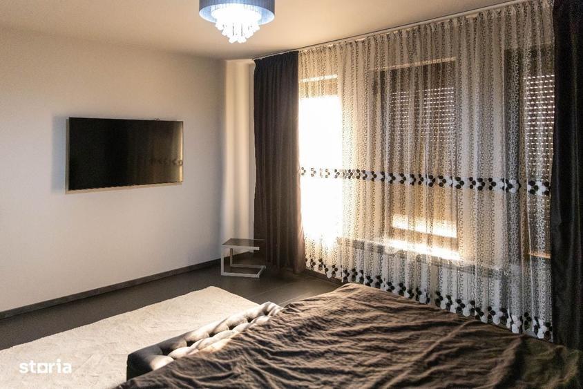 Casă cu 4 camere cu Teren 300 Mp în Central