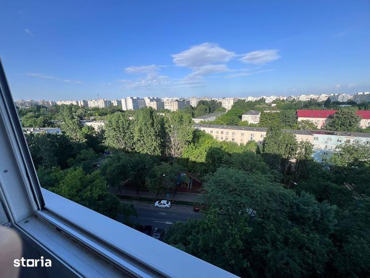 Apartament cu 3 camere decomandat în Berceni