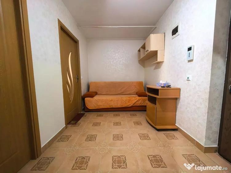 Garsonieră decomandată în Bucium