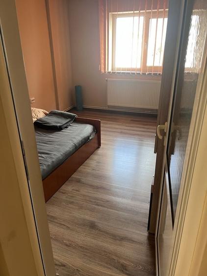Apartament cu 2 camere decomandat în Exterior Vest