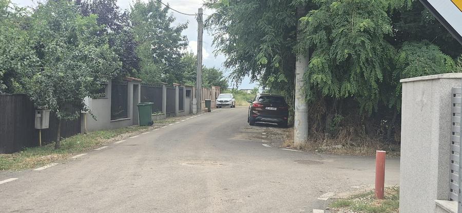 Teren Construcții intravilan de 500 mp, în Săftica