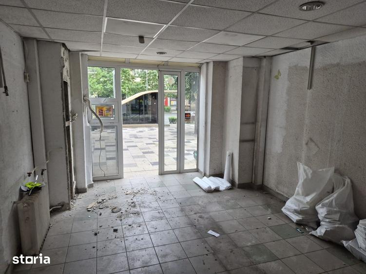 Spațiu comercial, de 73 mp, în Decebal