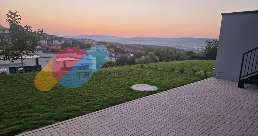 Duplex cu 4 camere cu Canalizare în Dezmir