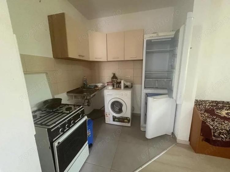 Apartament cu 2 camere decomandat în Valea Lupului