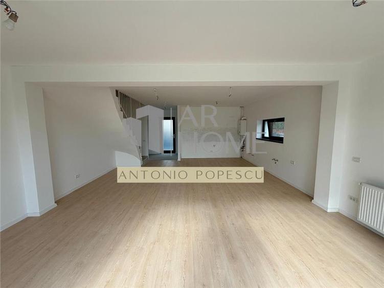 Duplex cu 4 camere cu Canalizare în Strejnicu