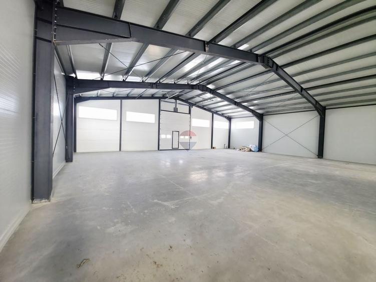 Spațiu industrial, de 570 mp, în Dărmănești