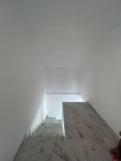Casă cu 4 camere cu Teren 220 Mp în Lumina