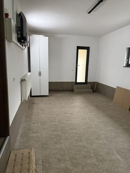 Casă cu 4 camere în Valea Lupului