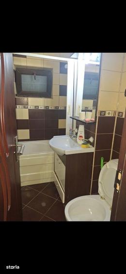 Apartament cu 2 camere, mobilat în Central