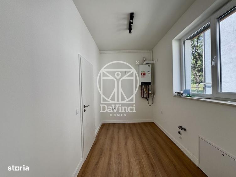 Apartament cu 3 camere decomandat în Cristian