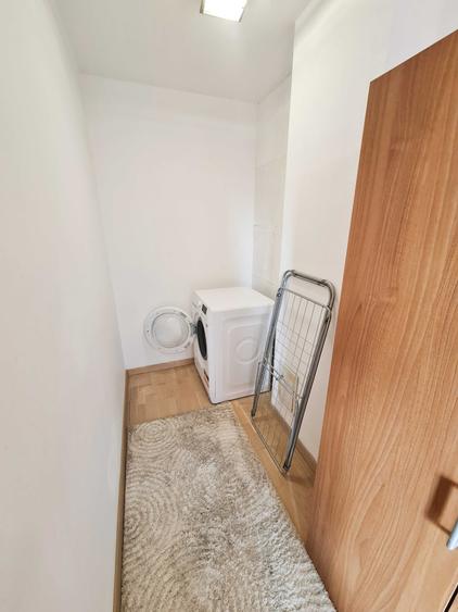 Apartament cu 2 camere decomandat în Badea Cârțan