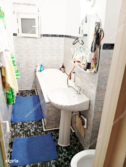 Apartament cu 2 camere decomandat în Micro 14
