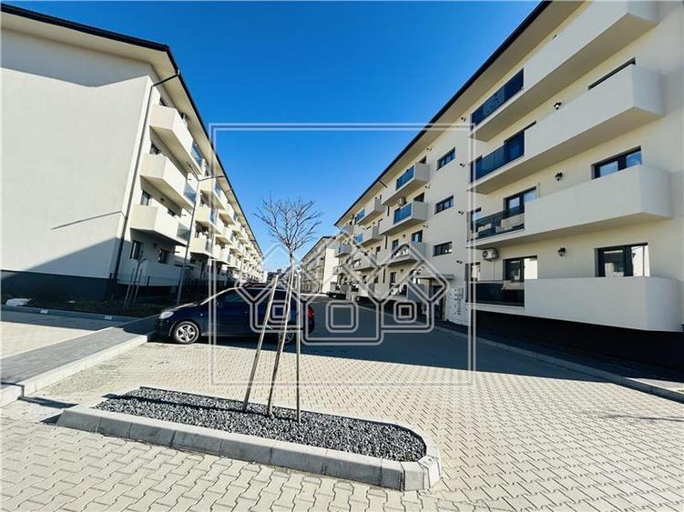 Apartament cu 2 camere decomandat în Exterior Sud