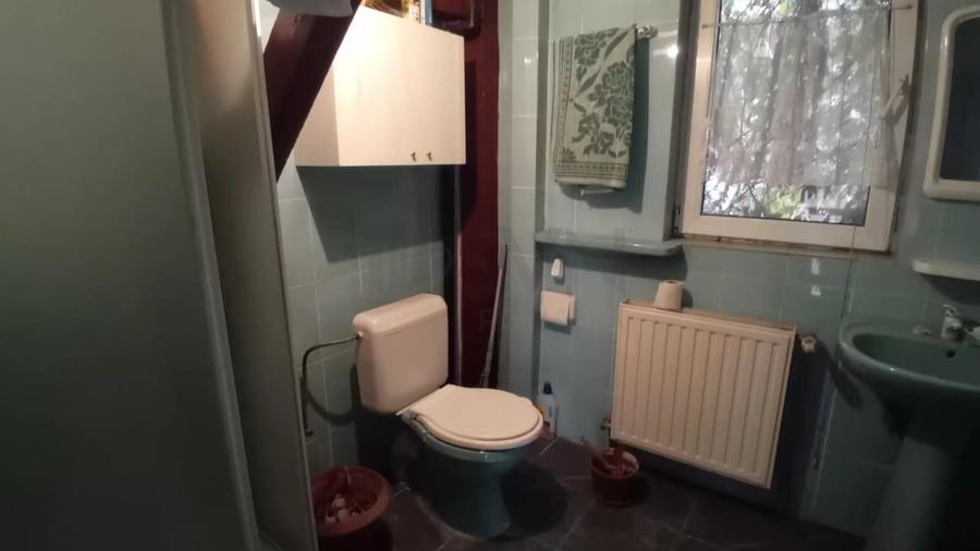 Casă individuală cu 5 camere cu Canalizare în Domenii