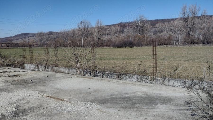 Teren de 20000 mp, în Valea Ursului (Tâmna)