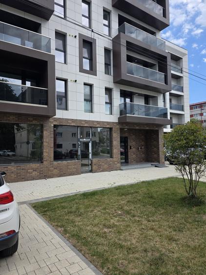 Spațiu comercial, de 85 mp, în Primo