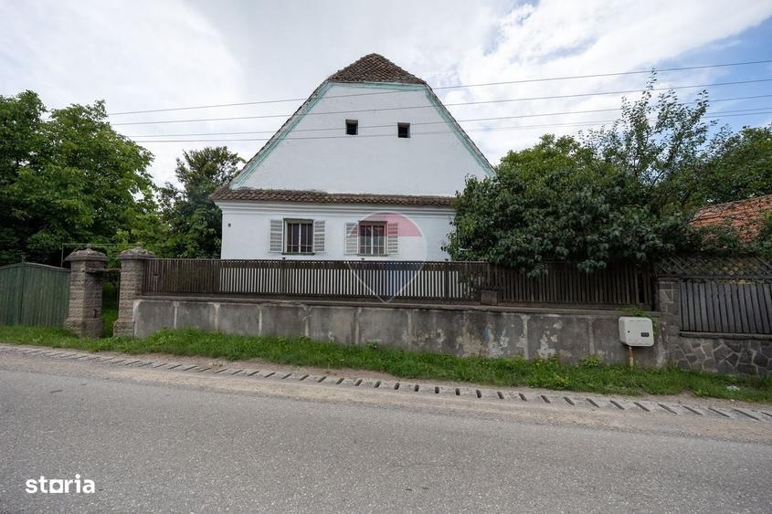 Casă cu 3 camere cu Teren 1646 Mp în Bicfalău