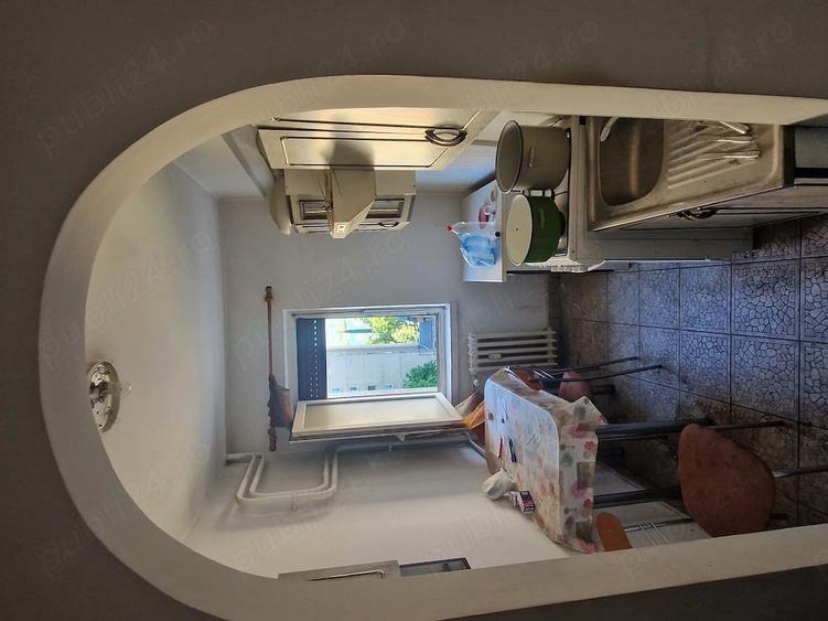 Apartament cu 2 camere decomandat în Exterior Vest
