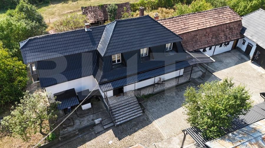 Casă individuală cu 5 camere cu Canalizare în Dămieni