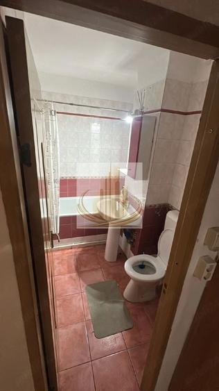 Apartament cu 2 camere decomandat, mobilat în Lipovei