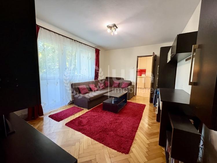Apartament cu 3 camere semidecomandat, mobilat în Gheorgheni