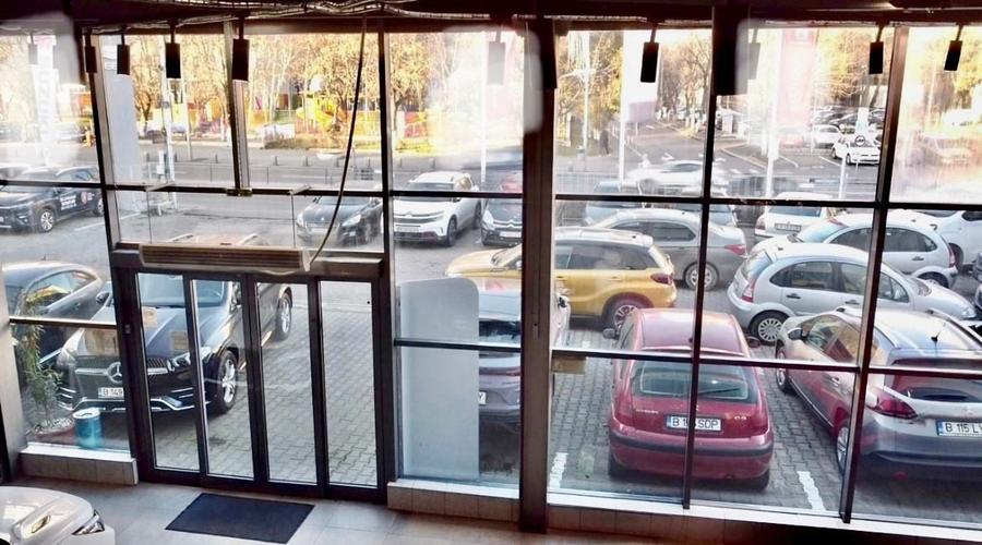 Spațiu comercial, de 1,184 mp, în Berceni