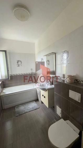 Apartament cu 2 camere semidecomandat, mobilat în Giroc