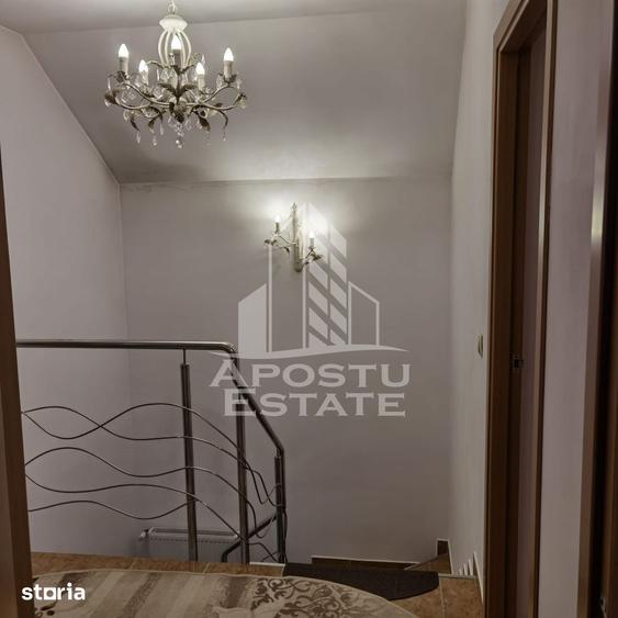 Casă cu 4 camere cu Teren 524 Mp în Sânmihaiu Român
