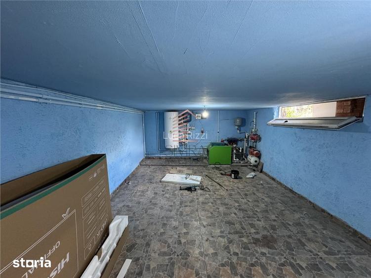 Casa 4 camere + 8418 mp de teren