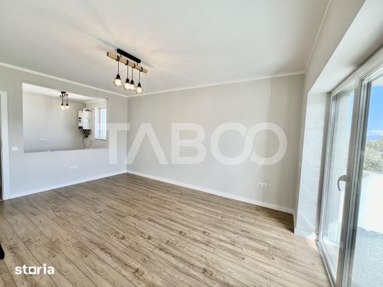 Apartament cu 3 camere decomandat în Cristian