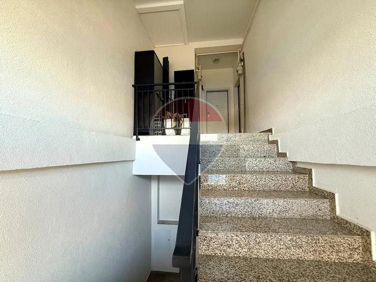Apartament cu 3 camere decomandat în Cumpăna