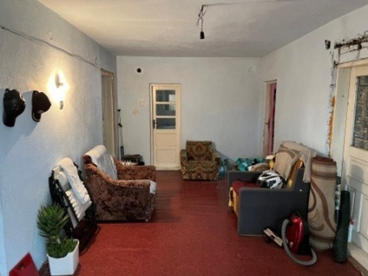 Casă individuală cu 3 camere cu Teren 1000 Mp în Urziceanca