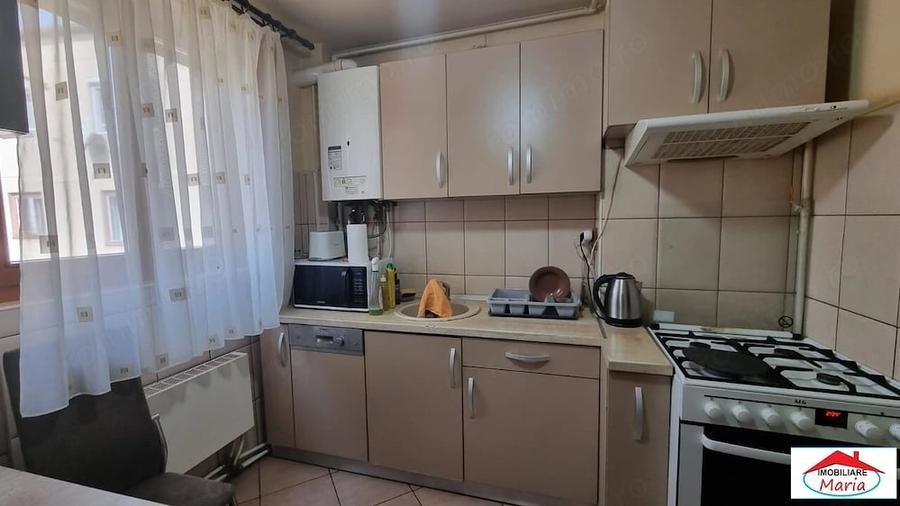 Apartament 2 camere zona centrala 75000 Euro negociabil - 9