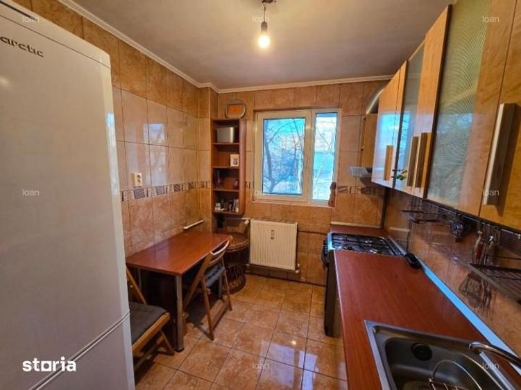 Apartament cu 4 camere în Drumul Taberei