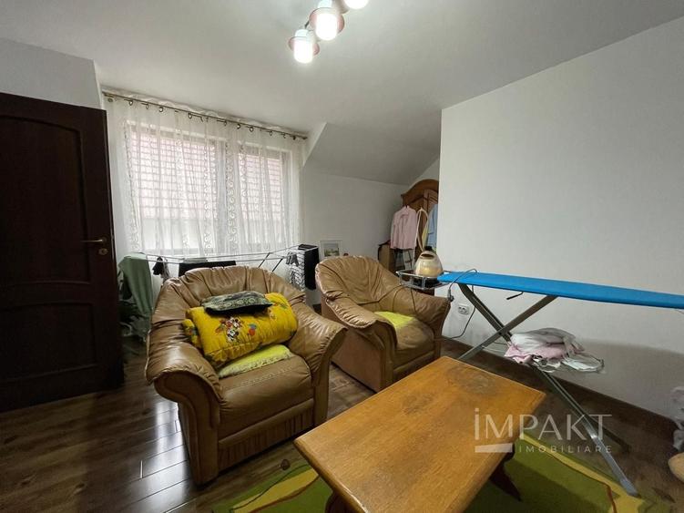 Casă individuală cu 4 camere semidecomandat cu Canalizare în Someșeni