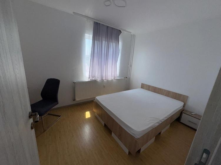 Apartament cu 2 camere semidecomandat în Brâncoveanu