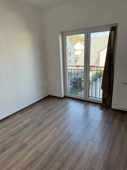 Casă cu 4 camere cu Teren 375 Mp în Central