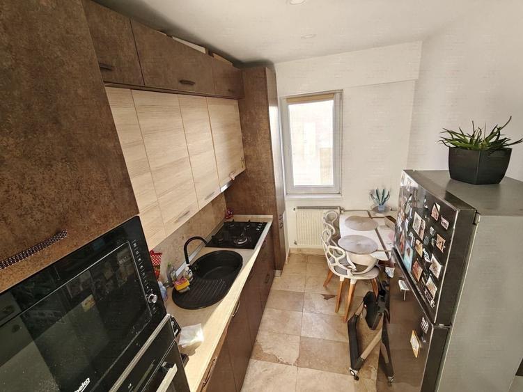 Apartament cu 2 camere în Roșu